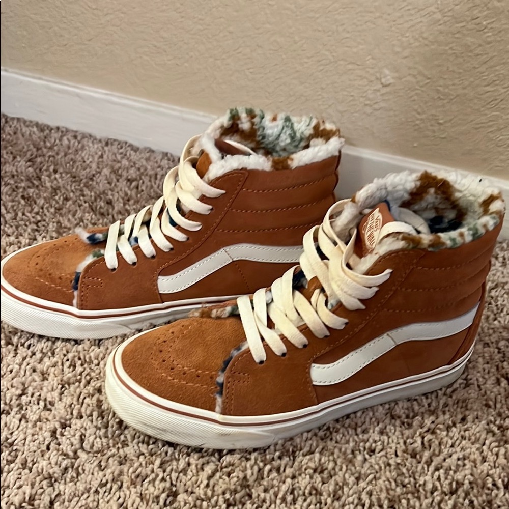 Vans SK8-Hi Brown High-Top Sneakers with Sherpa Lining
